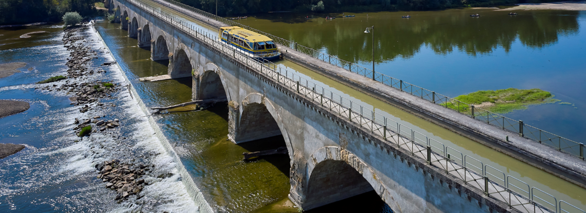 Balades en bateau sur le canal